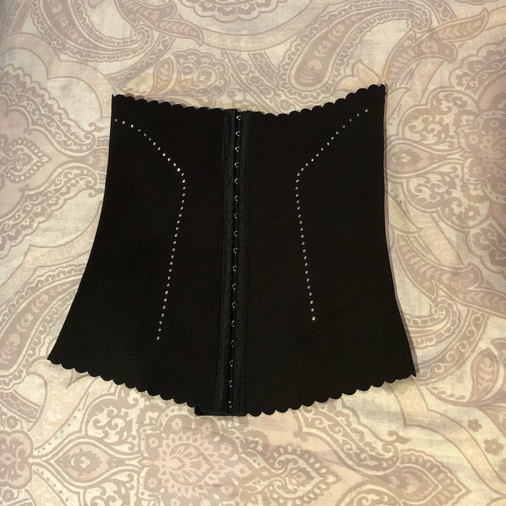 Waist Trainer!🔥⏳💪🏻